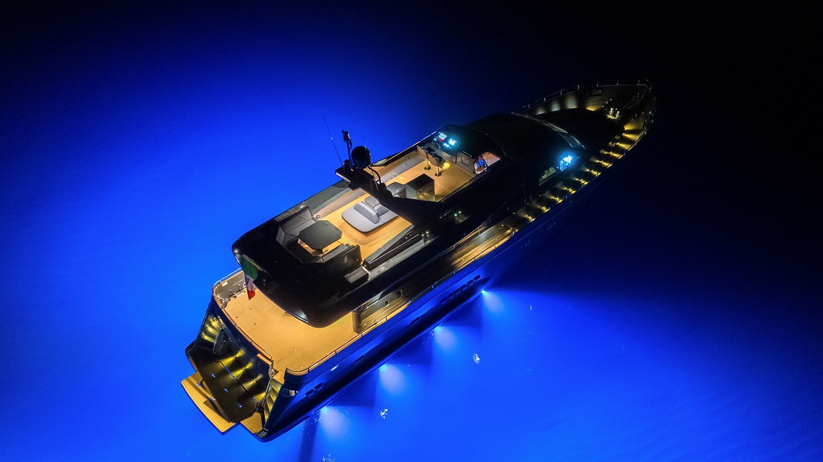 1995-falcon-69-6-4e8025