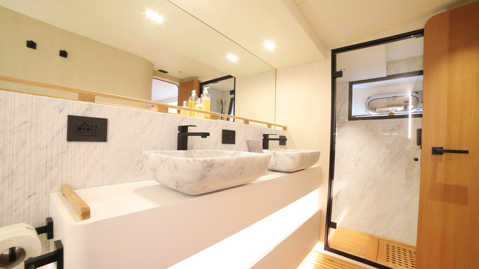 1995-falcon-69-6-4e8025