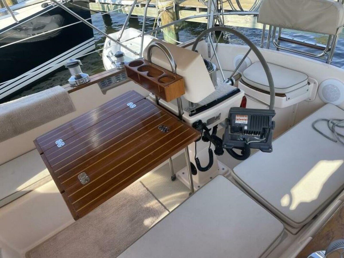 1995-island-packet-41-6-a37d5b