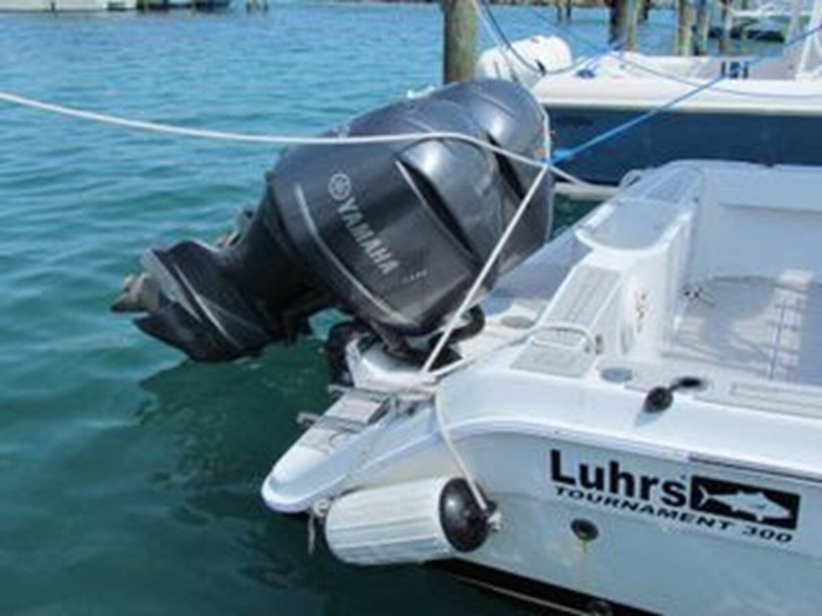 1995-luhrs-30-e106e0