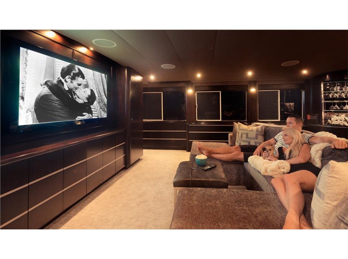 1995-westport-crescent-116-2da1e2