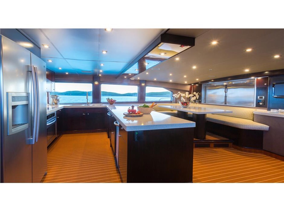 1995-westport-crescent-116-2da1e2