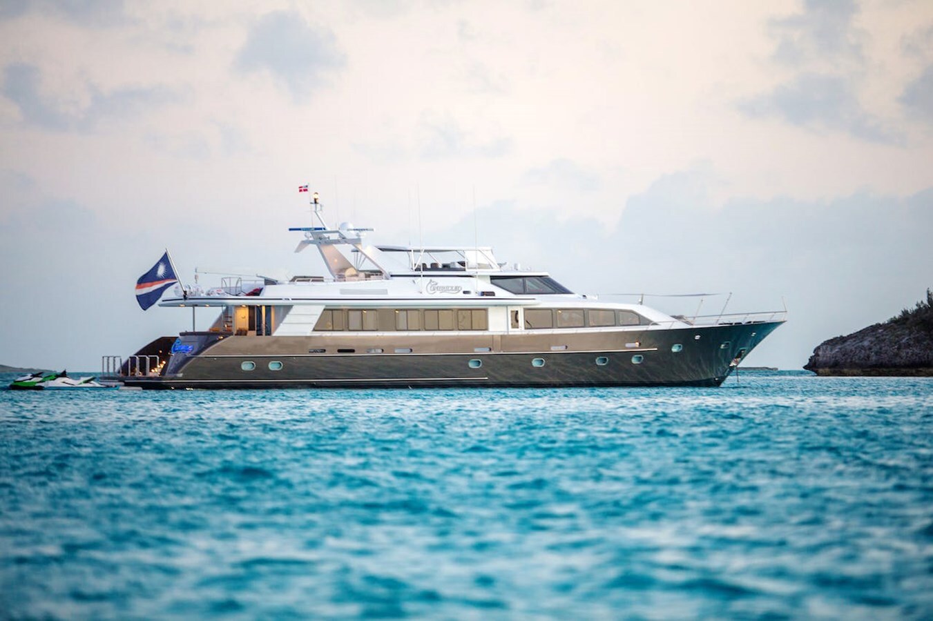 1995-westport-crescent-116-2da1e2