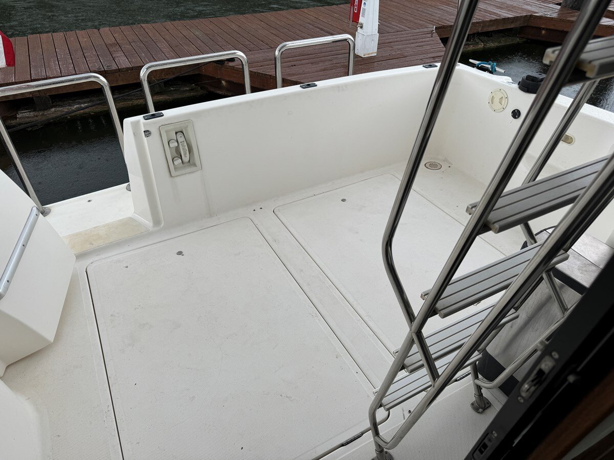 1996-bayliner-33-1-d15698