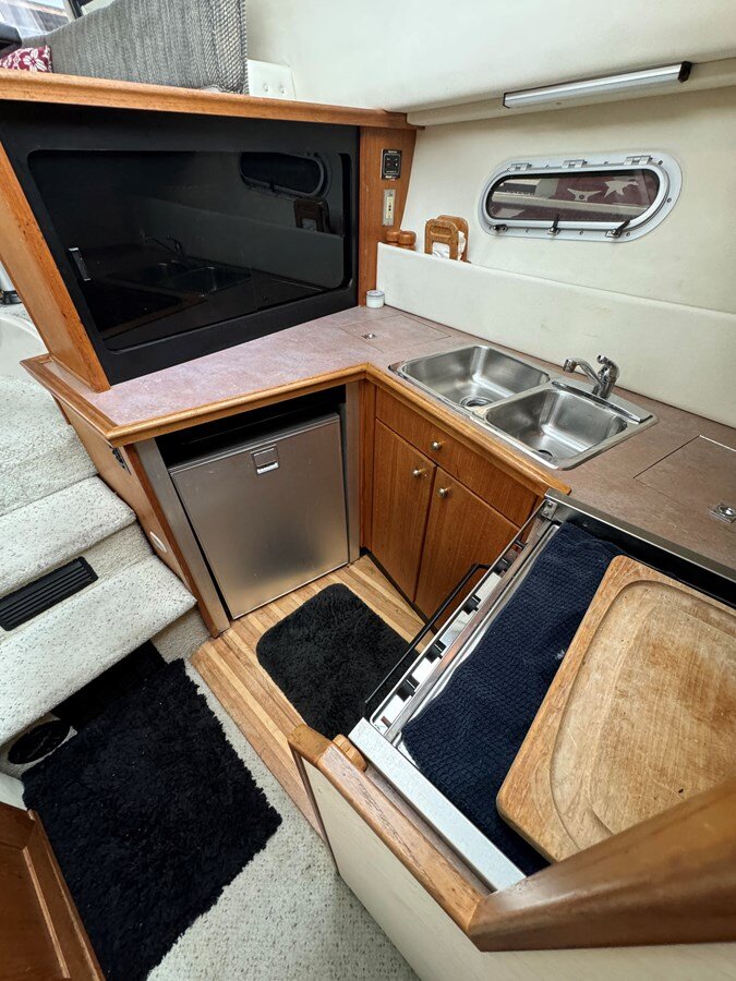 1996-bayliner-33-1-d15698