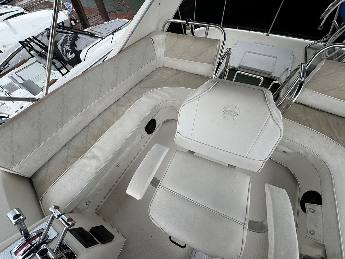 1996-bayliner-33-1-d15698