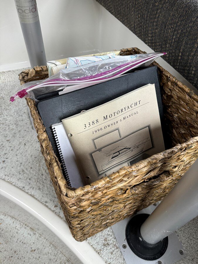 1996-bayliner-33-1-d15698