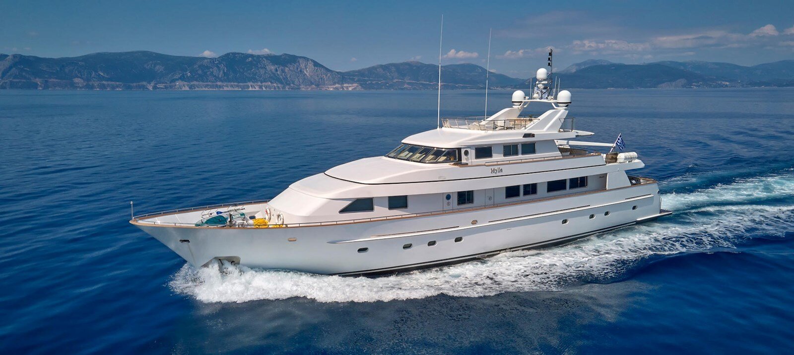 1996 BENETTI 120' 9