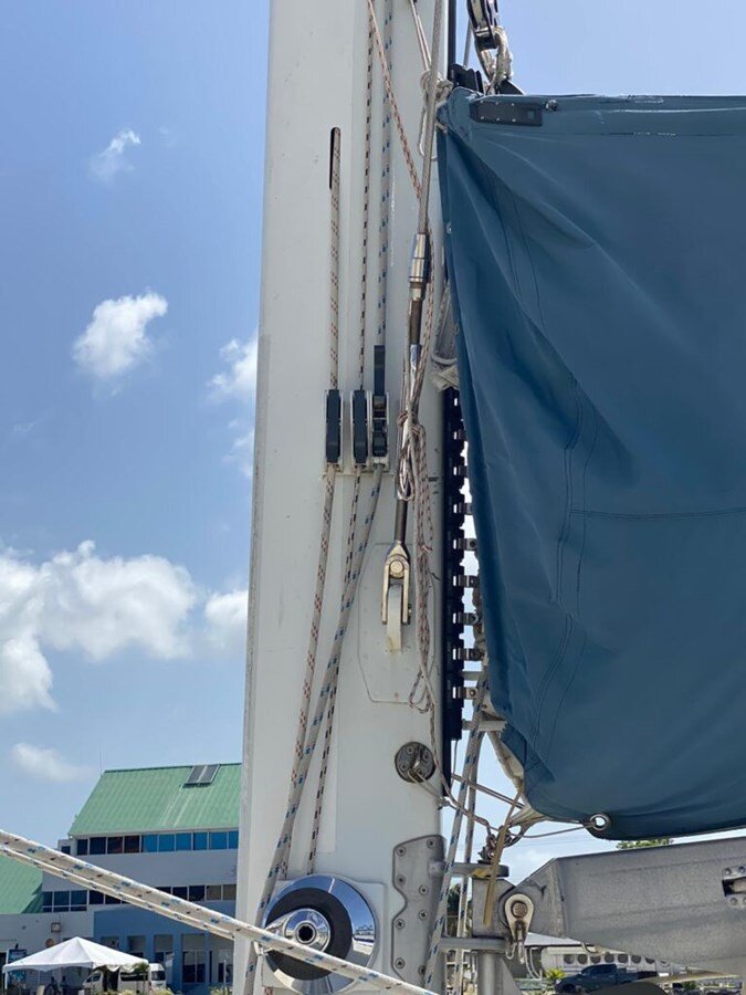 1996-gold-coast-custom-yachts-70-85a86b