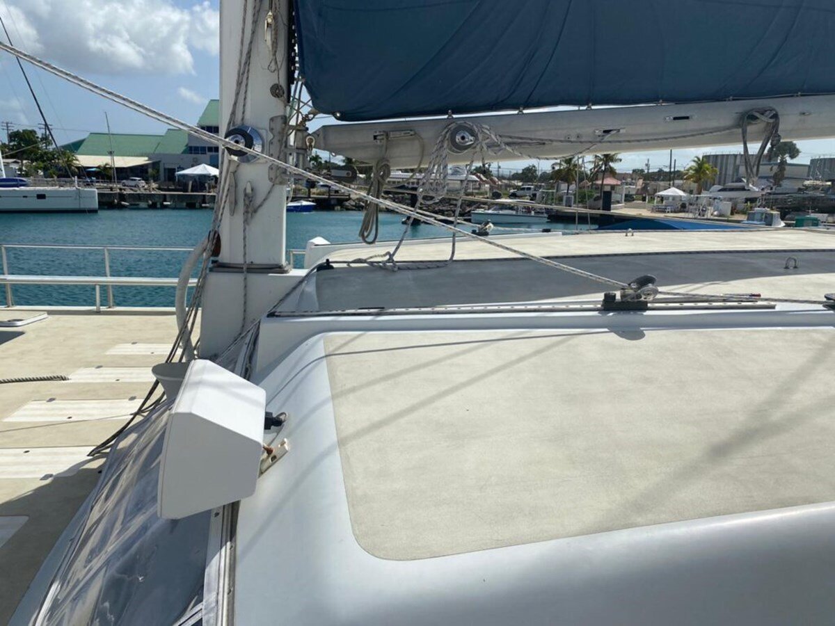 1996-gold-coast-custom-yachts-70-85a86b