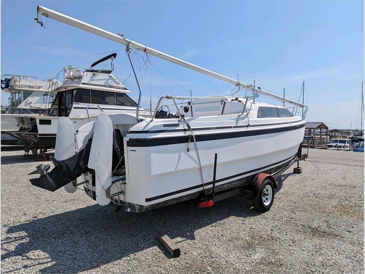 1996-macgregor-26-1-3d1fb0