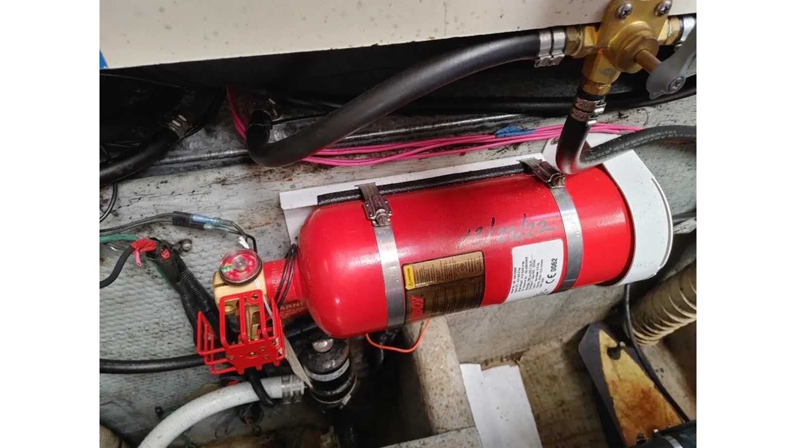 1996-mainship-39-6-36b512