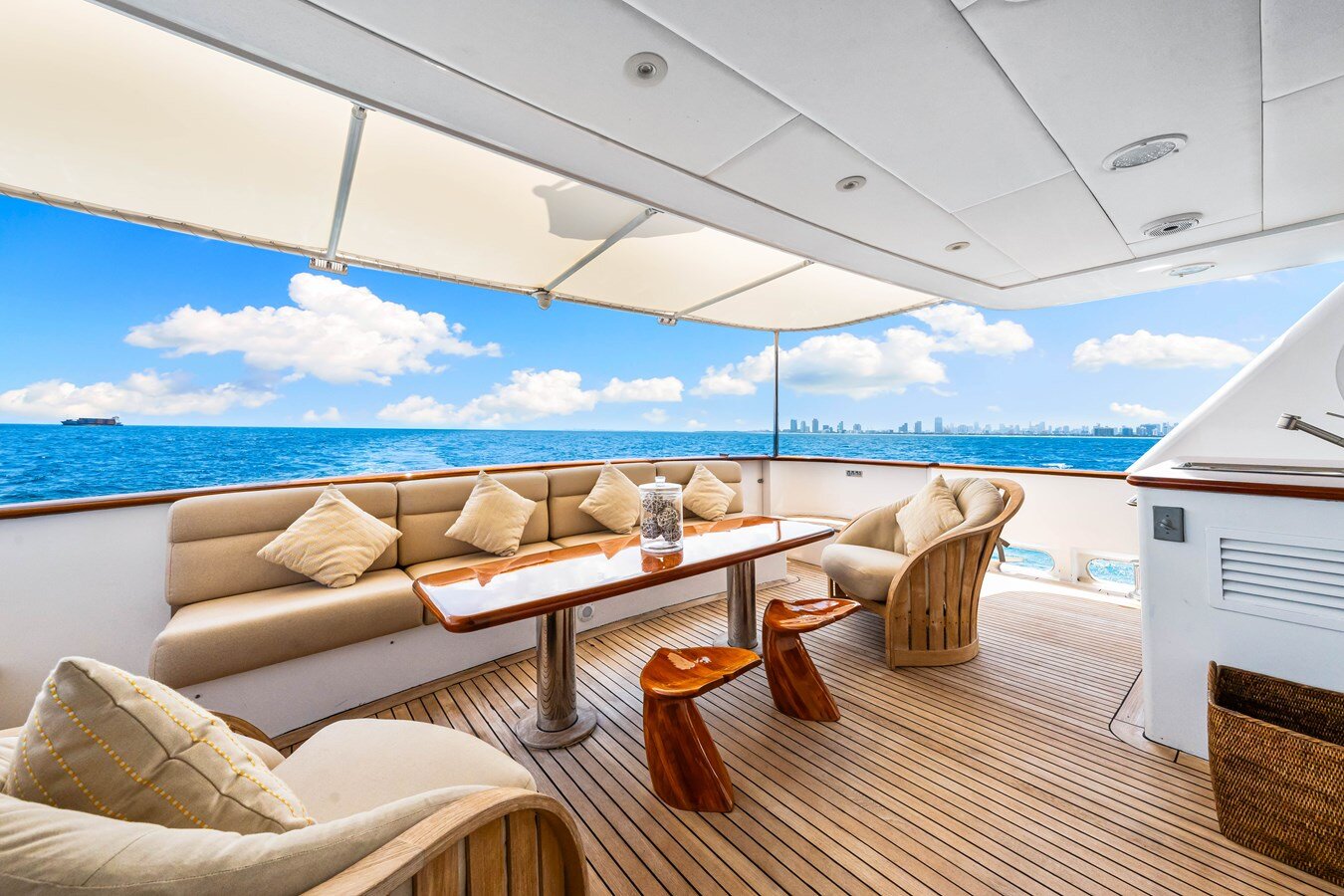 1996-palmer-johnson-121-6-5182a8