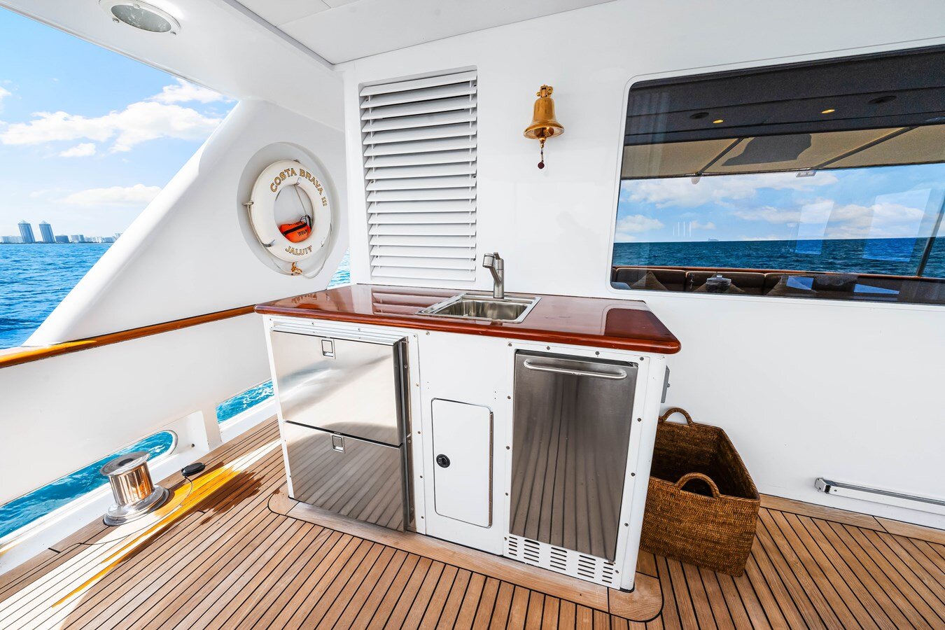 1996-palmer-johnson-121-6-5182a8