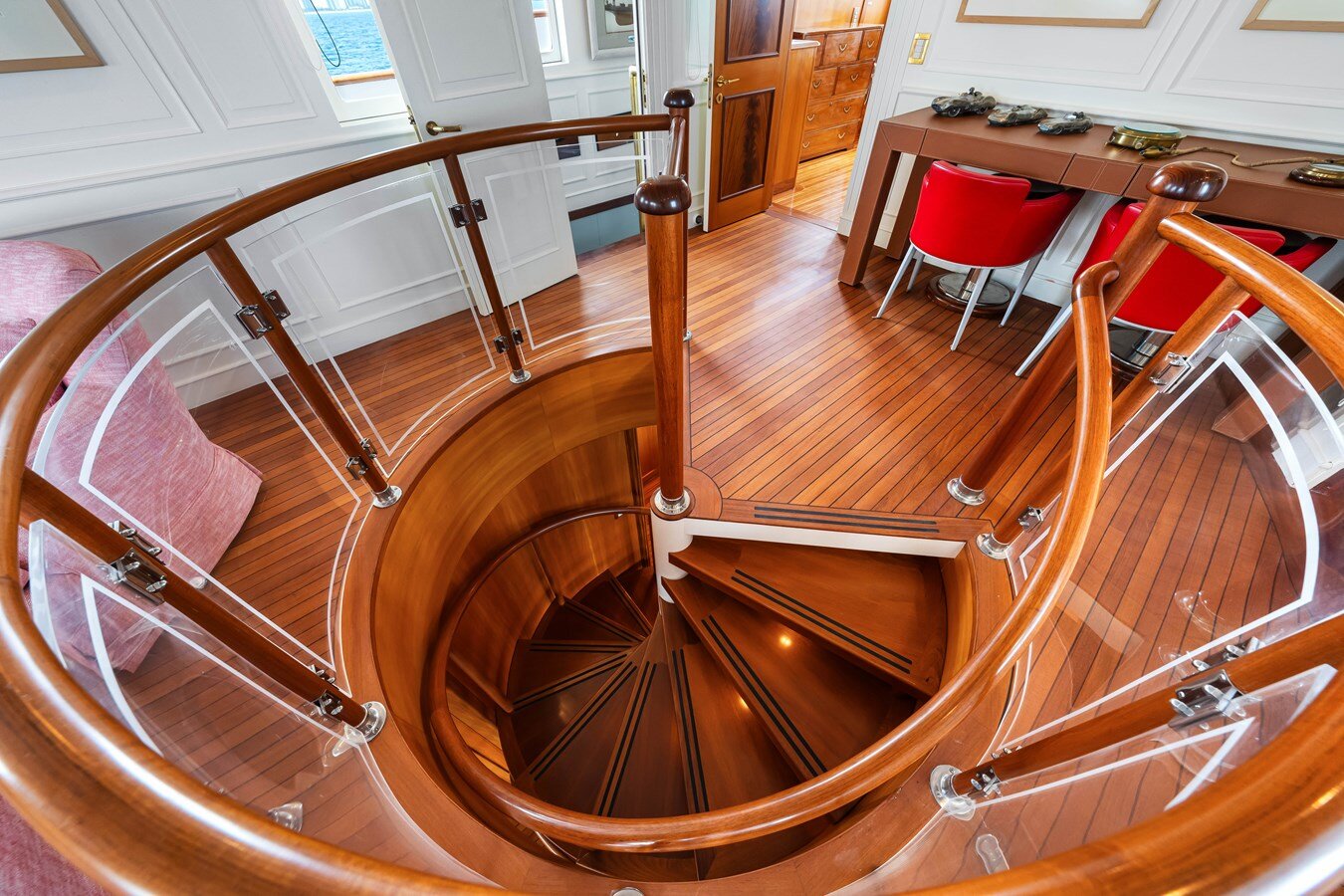 1996-palmer-johnson-121-6-5182a8