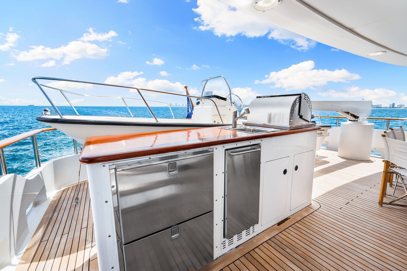 1996-palmer-johnson-121-6-5182a8