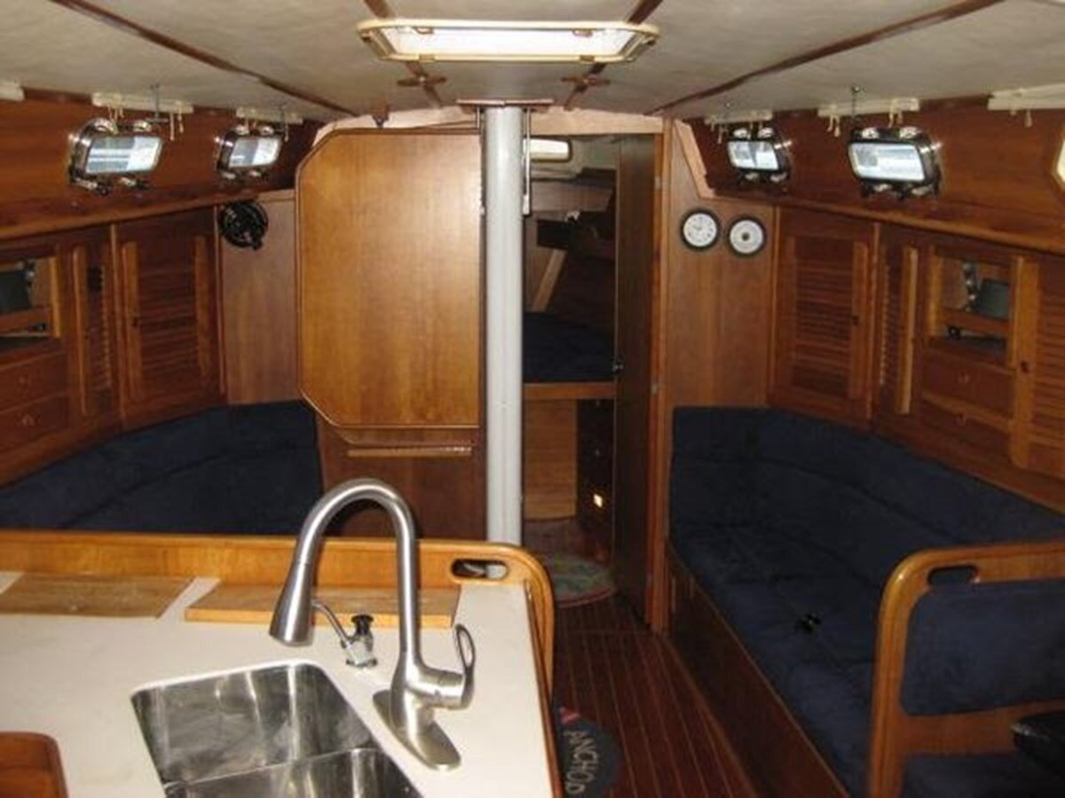 1996-sabre-yachts-42-5-4f781f