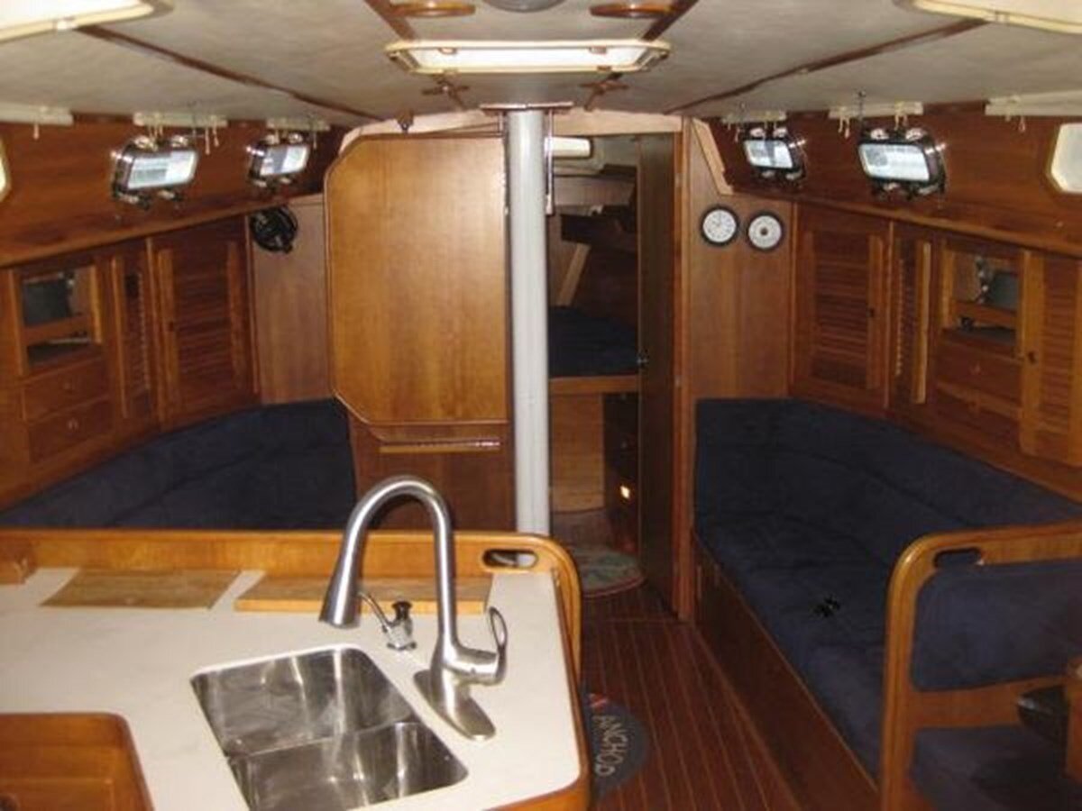 1996-sabre-yachts-42-5-4f781f