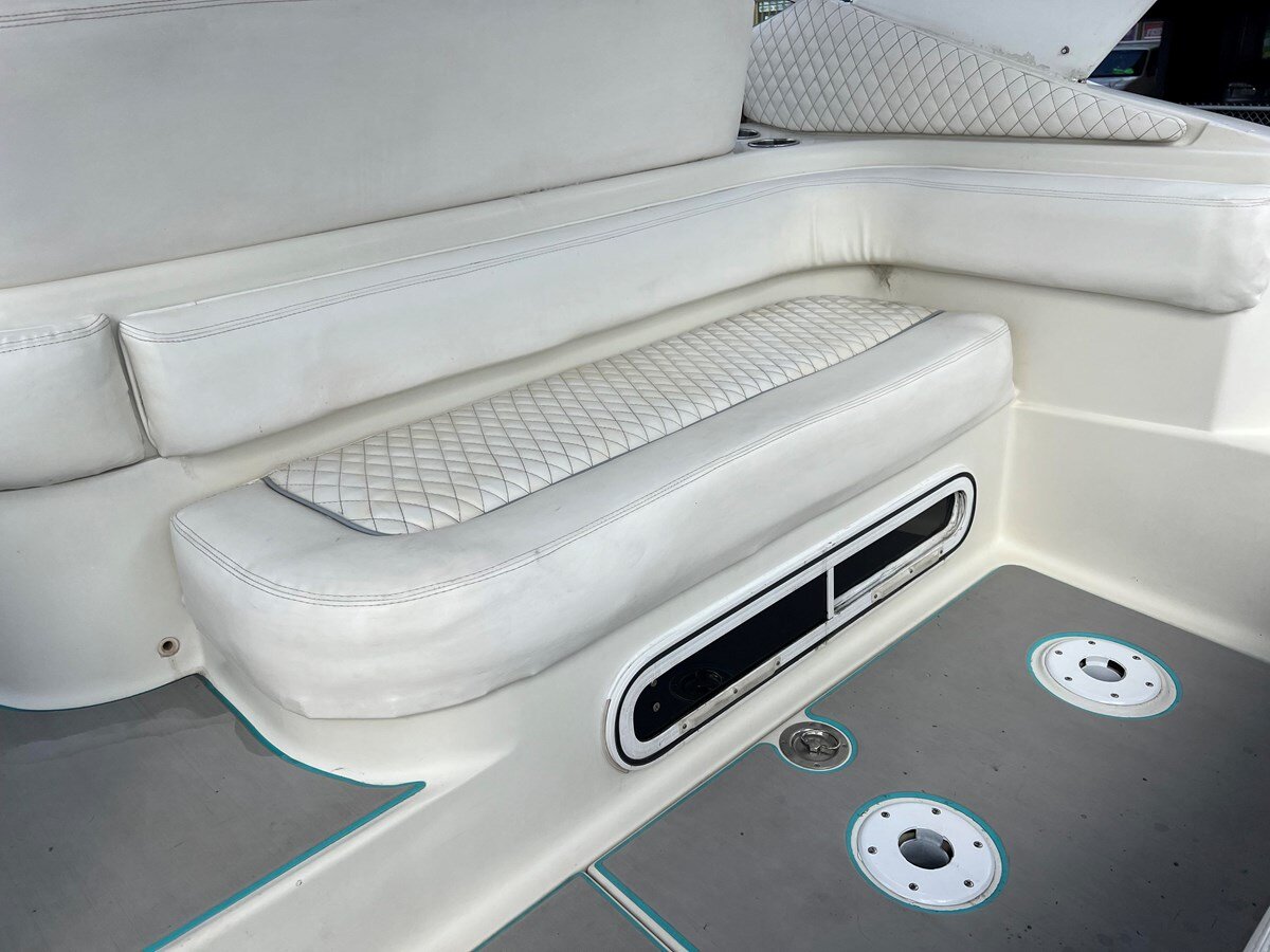 1996-silverton-32-3e1e2f