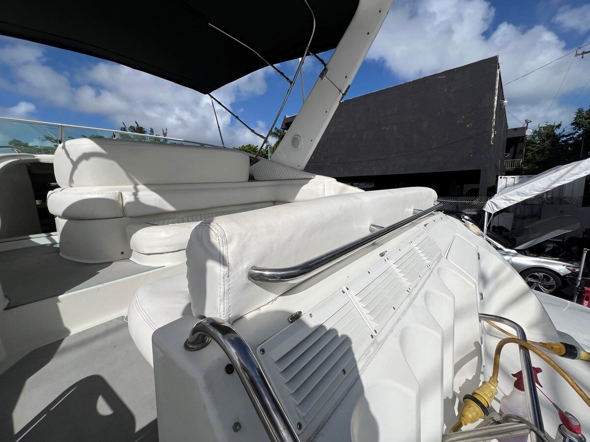 1996-silverton-32-3e1e2f