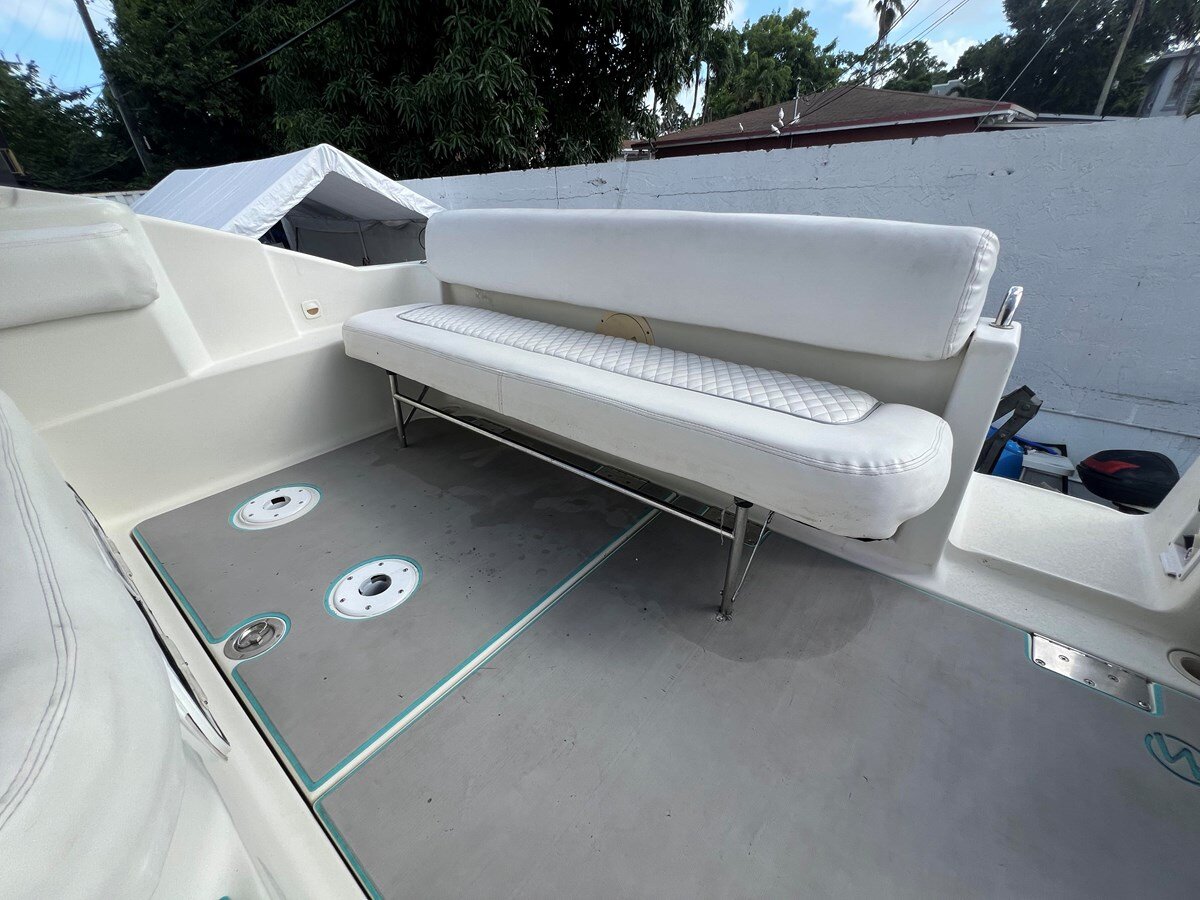 1996-silverton-32-3e1e2f