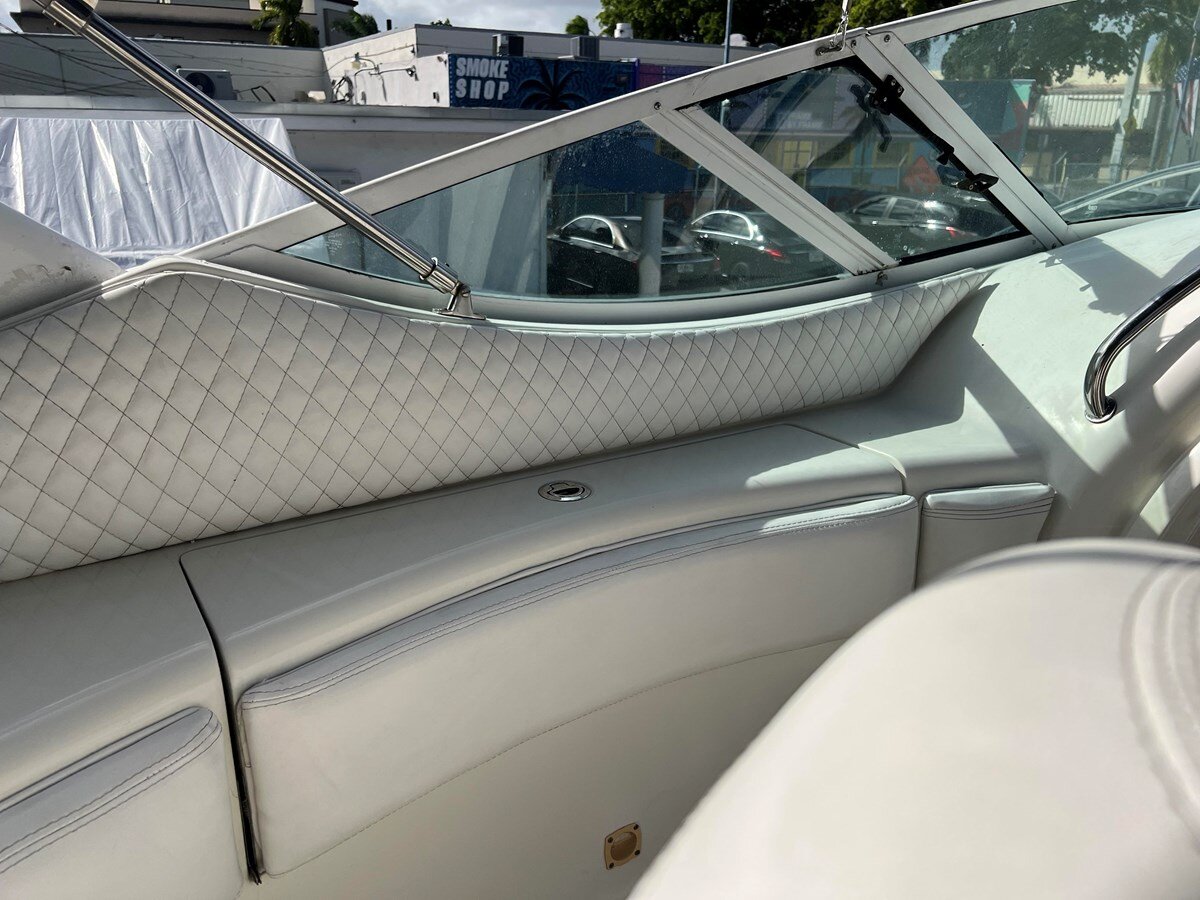 1996-silverton-32-3e1e2f