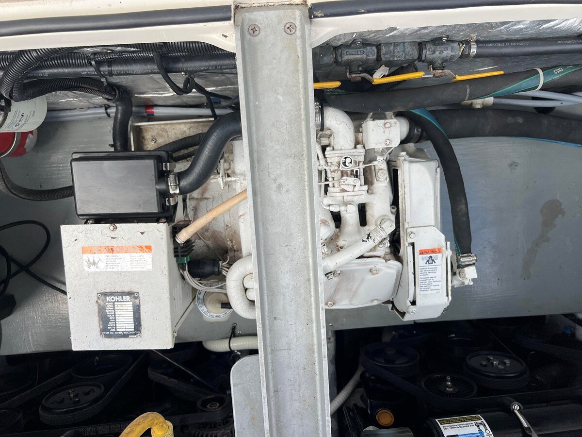 1996-silverton-32-3e1e2f