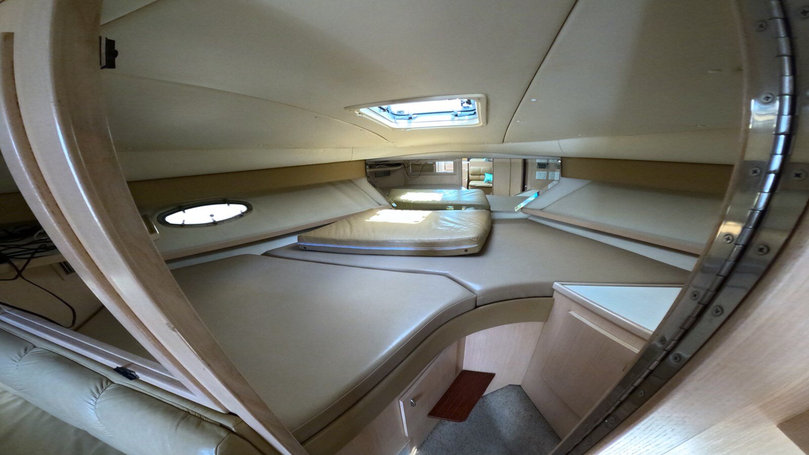 1996-tiara-35-f5a9bb