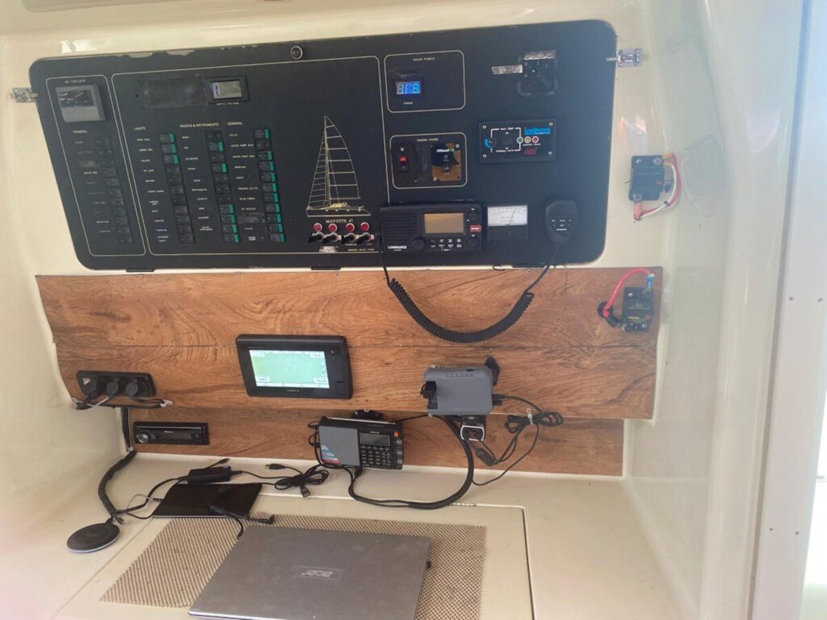 1996-voyage-yachts-47-195ec7