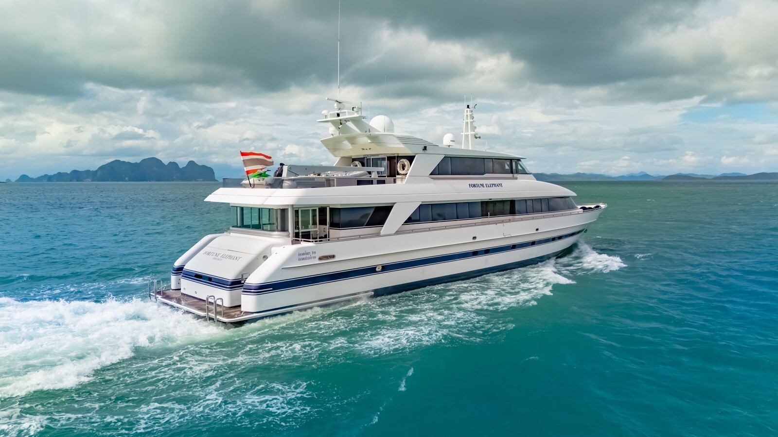 1997-alloy-yachts-114-11-17ecd0