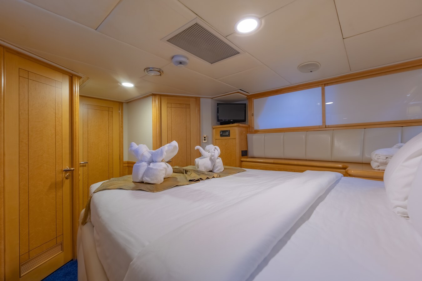 1997-alloy-yachts-114-11-17ecd0