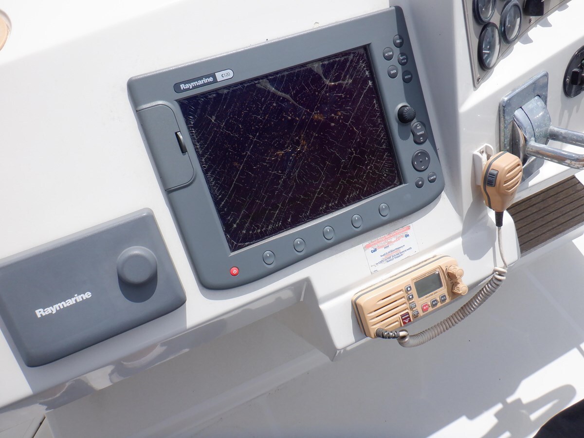 1997-carver-35-3a8a60