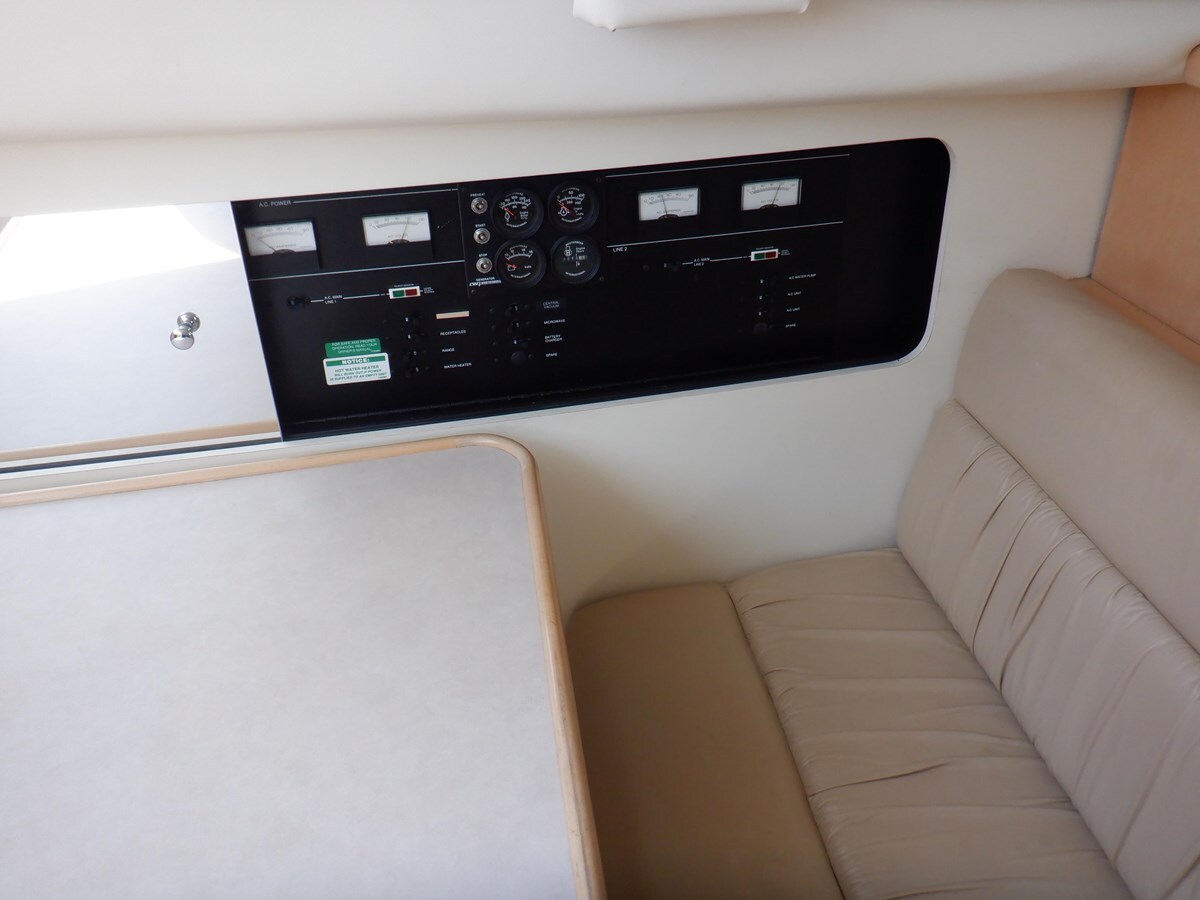 1997-carver-35-3a8a60