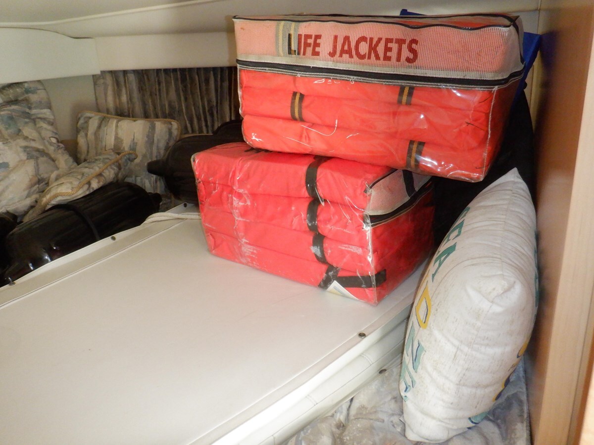 1997-carver-35-3a8a60