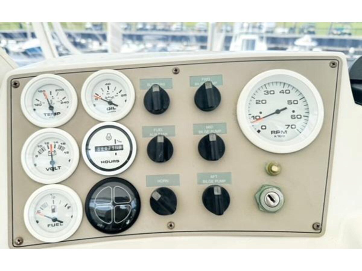 1997-carver-41-2-279e14