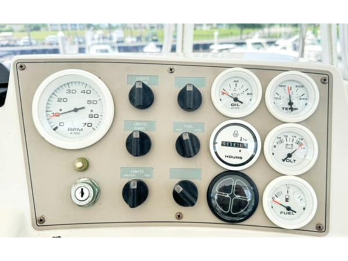 1997-carver-41-2-279e14