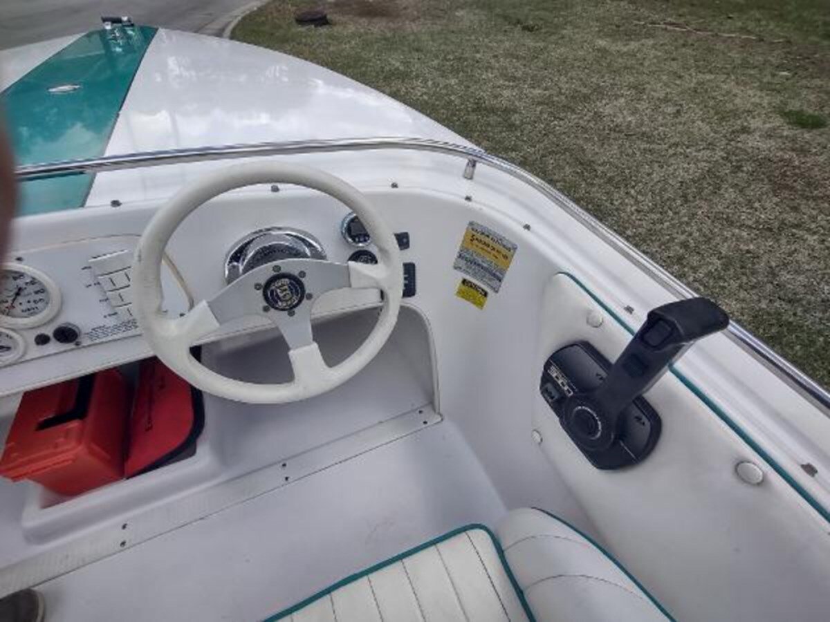 1997-donzi-marine-18-31abe0
