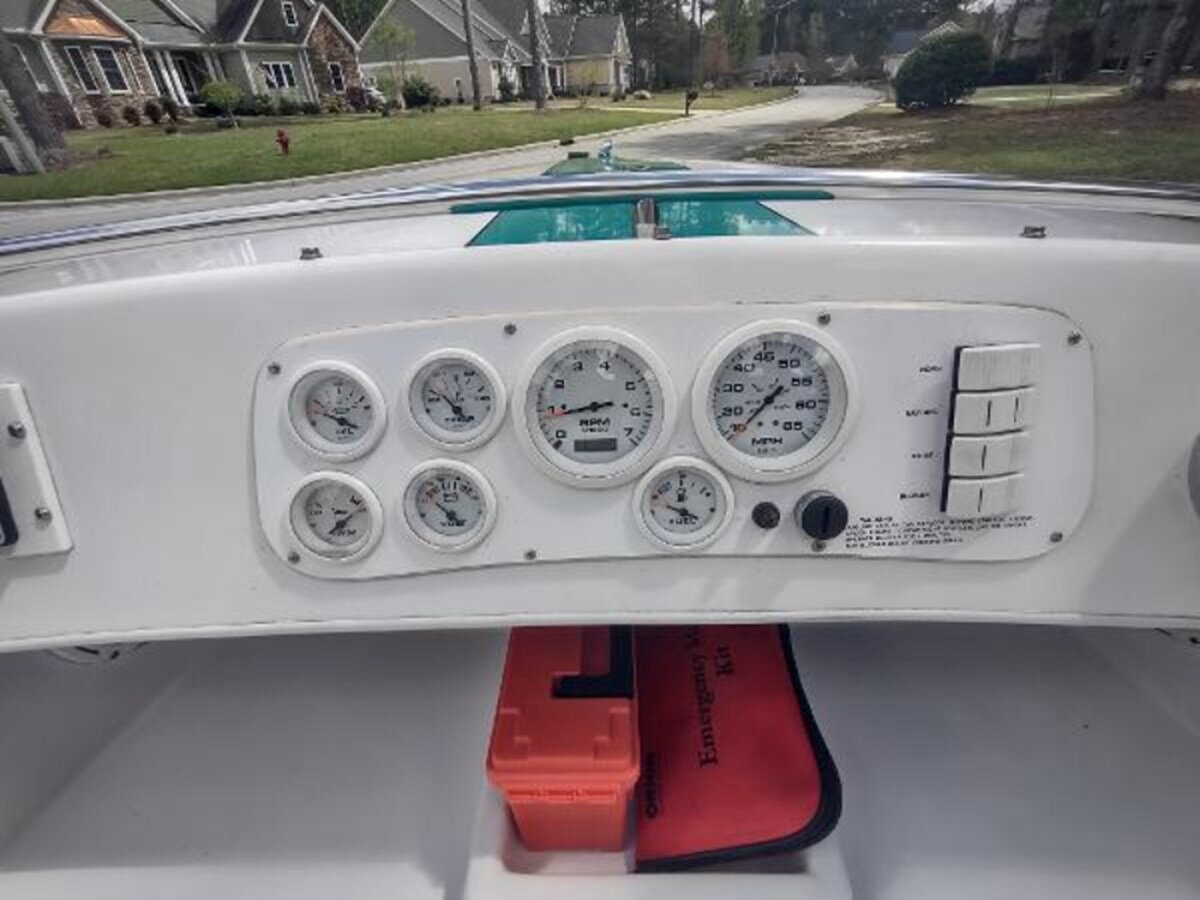 1997-donzi-marine-18-31abe0