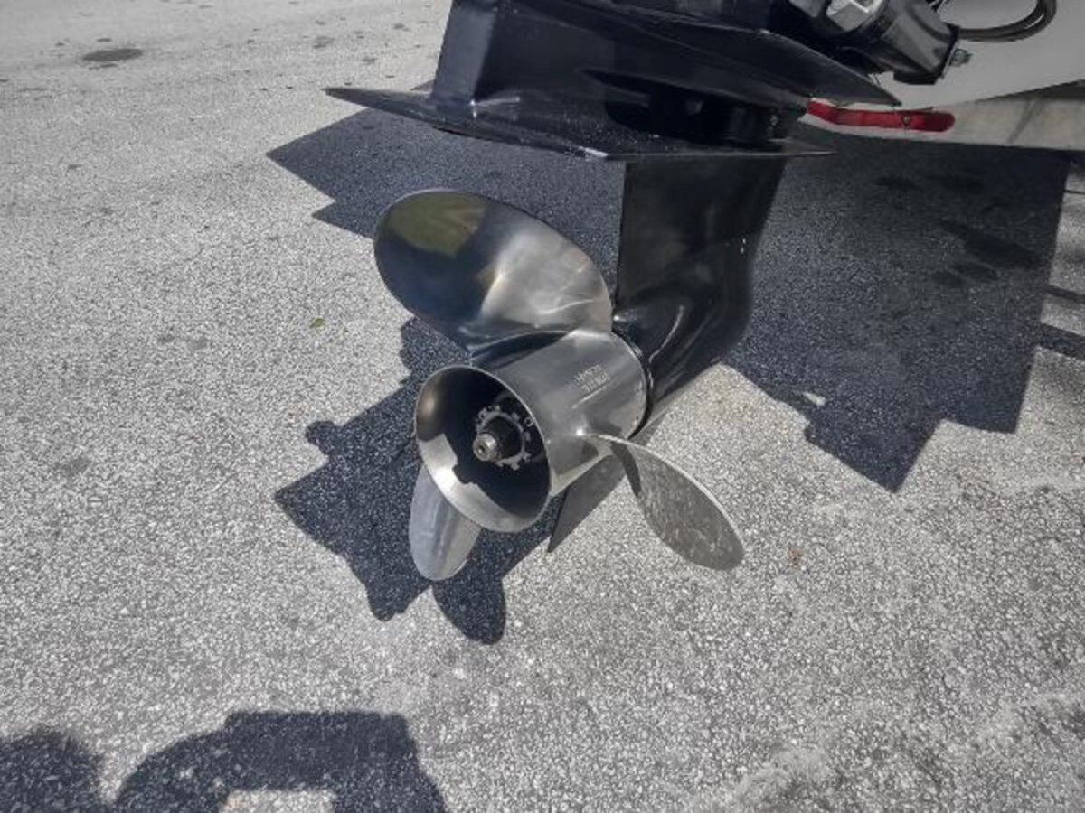 1997-donzi-marine-18-31abe0