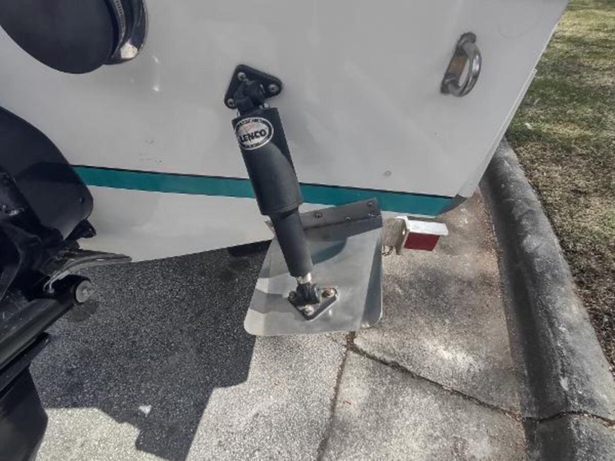 1997-donzi-marine-18-31abe0