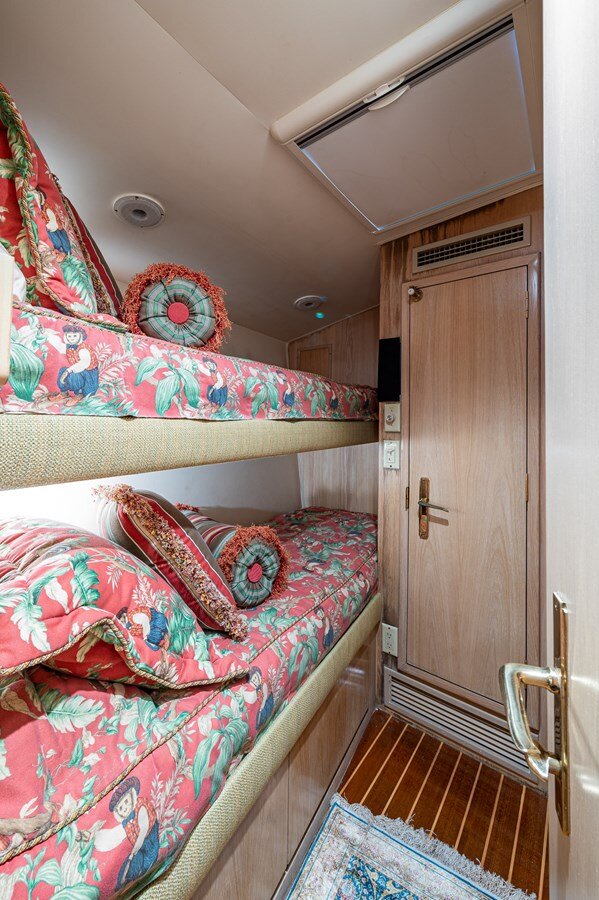 1997-hatteras-65-72a852