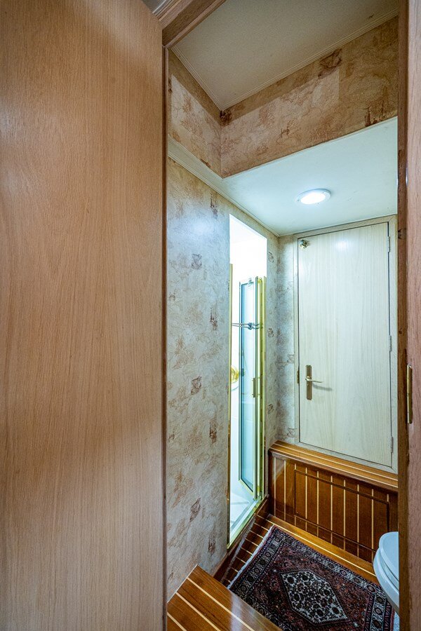 1997-hatteras-65-72a852