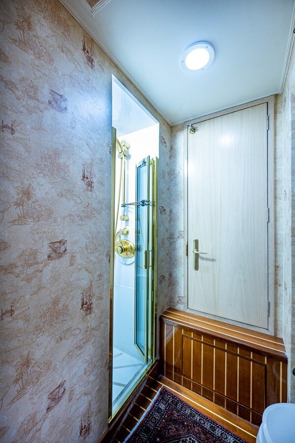 1997-hatteras-65-72a852