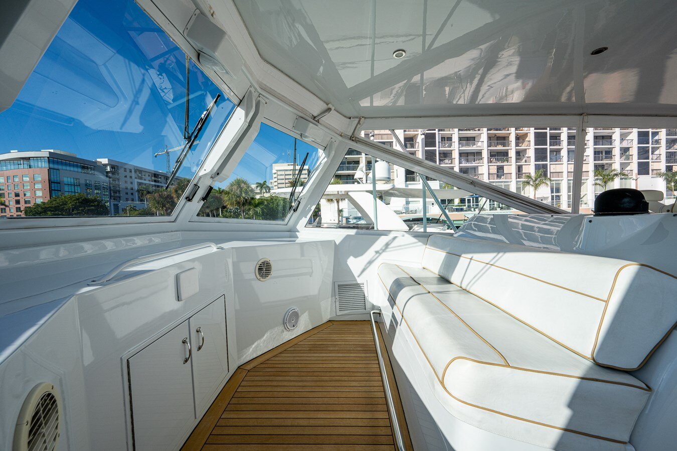 1997-hatteras-65-72a852