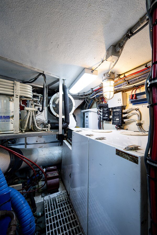 1997-hatteras-65-72a852