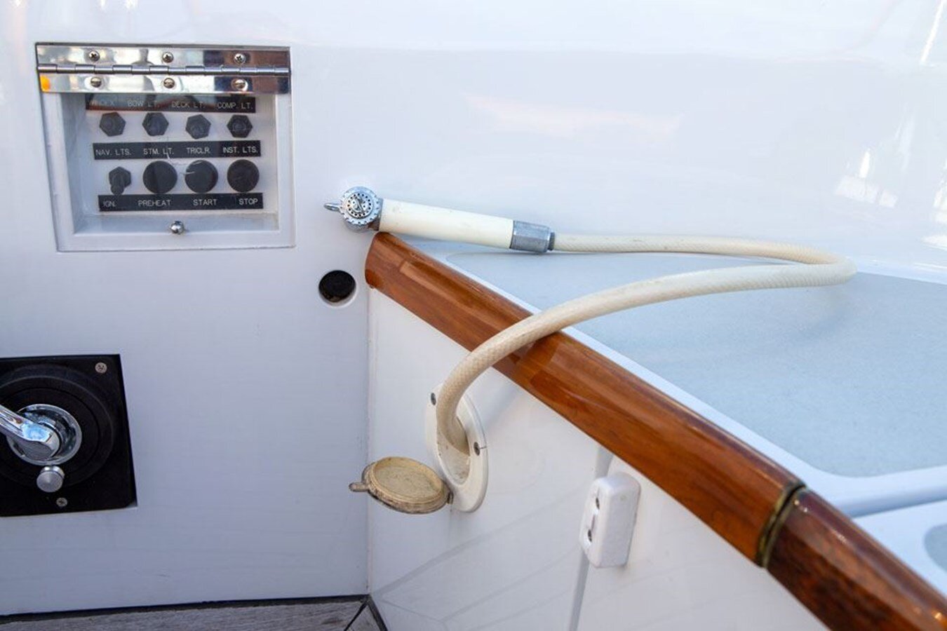 1997-henry-hinckley-52-4-753998