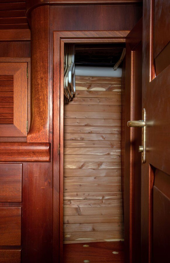 1997-henry-hinckley-52-4-753998