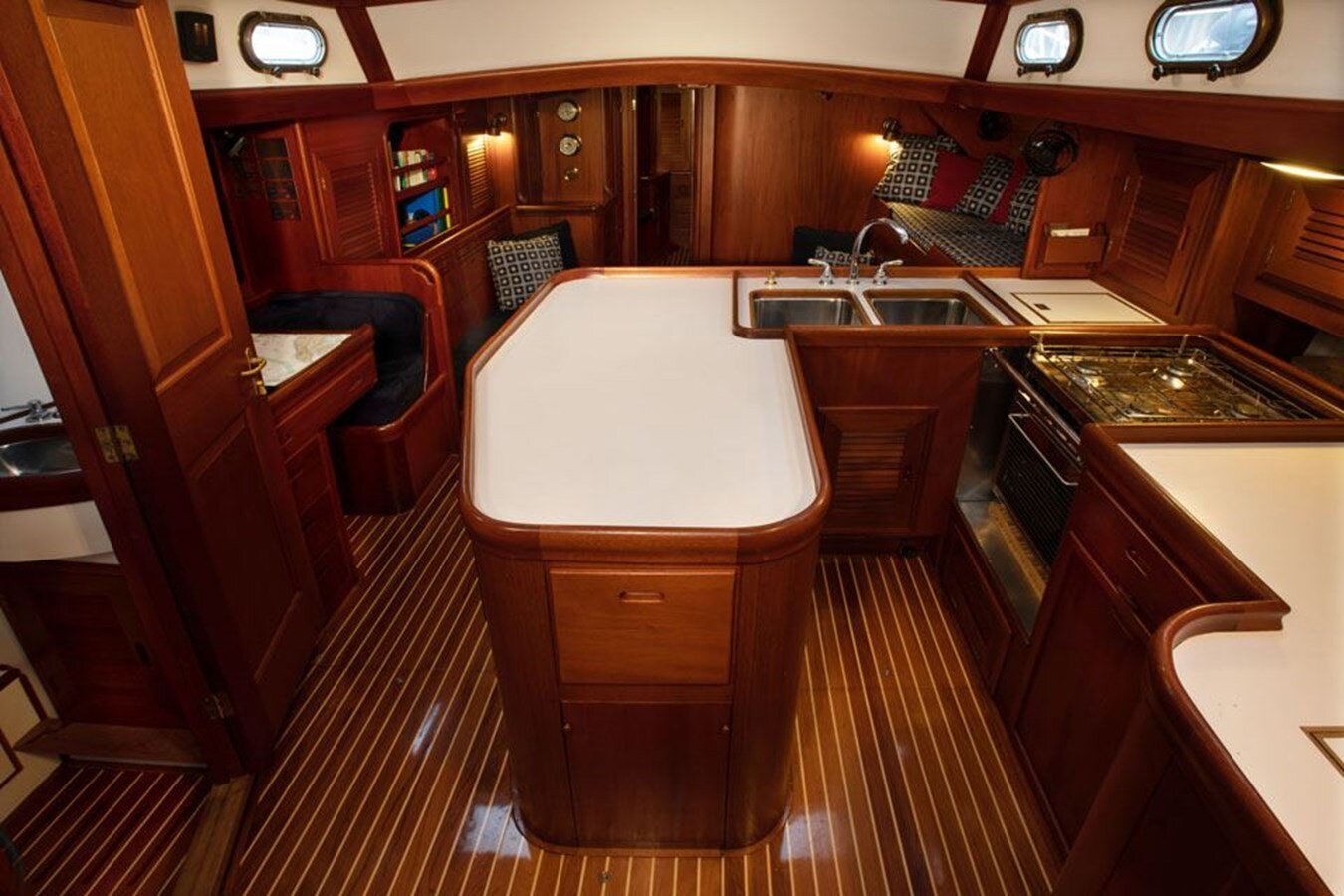 1997-henry-hinckley-52-4-753998