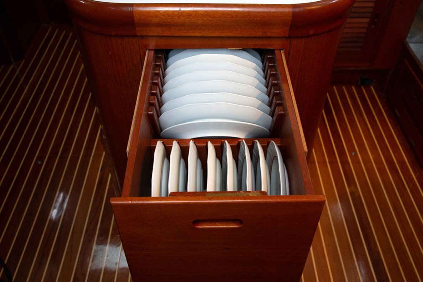 1997-henry-hinckley-52-4-753998