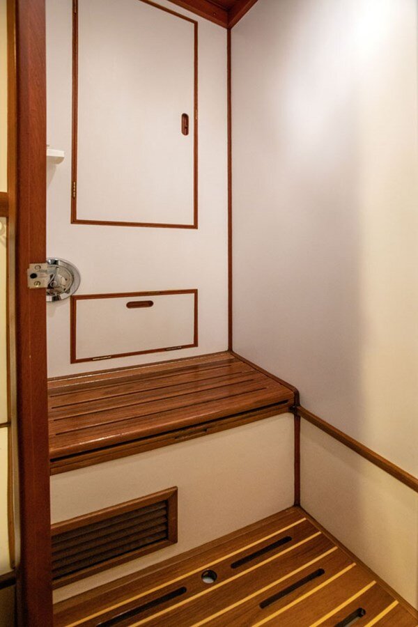 1997-henry-hinckley-52-4-753998